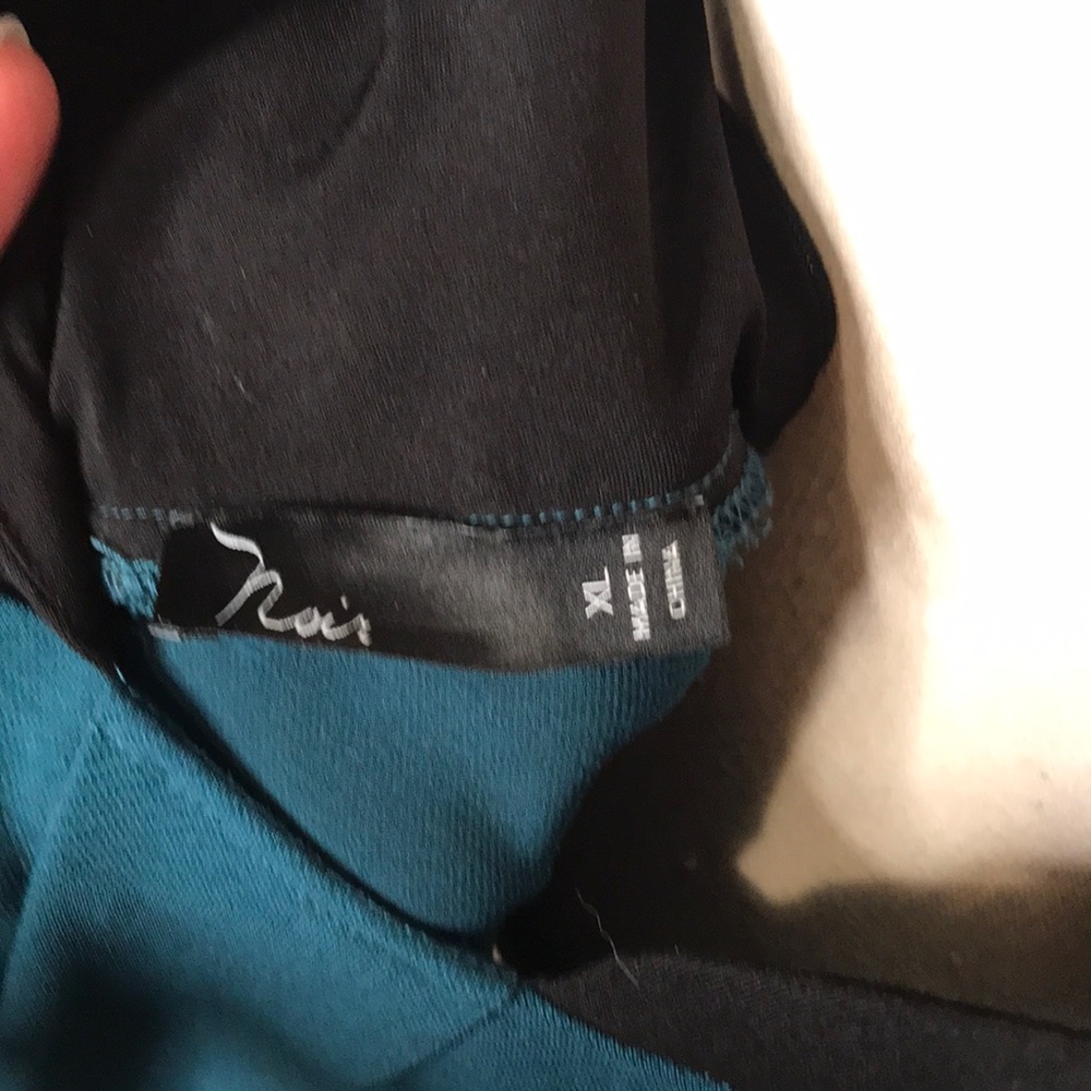 Noir open back party dress - Picture 6 of 9